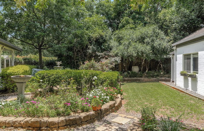 Homewood Cottages - Photo 13