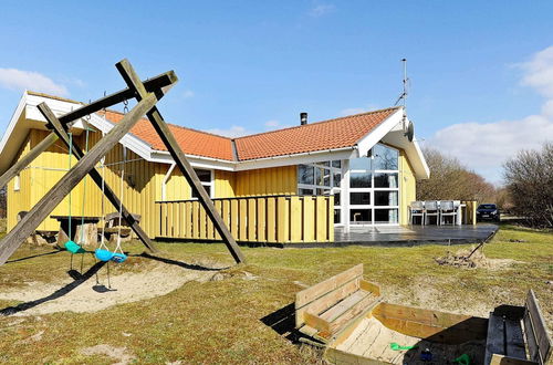 Photo 25 - Cozy Holiday Home in Fanø near Beach