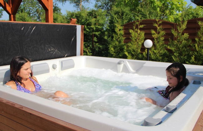 Przytulny Domek z Sauna , Jacuzzi i Basenem - Foto 19