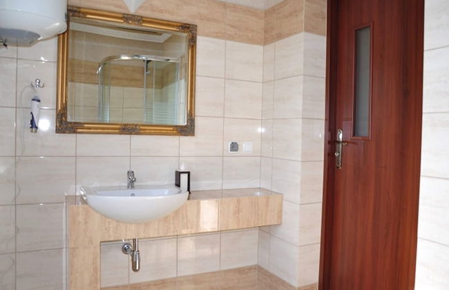 Przytulny Domek z Sauna , Jacuzzi i Basenem - Foto 10
