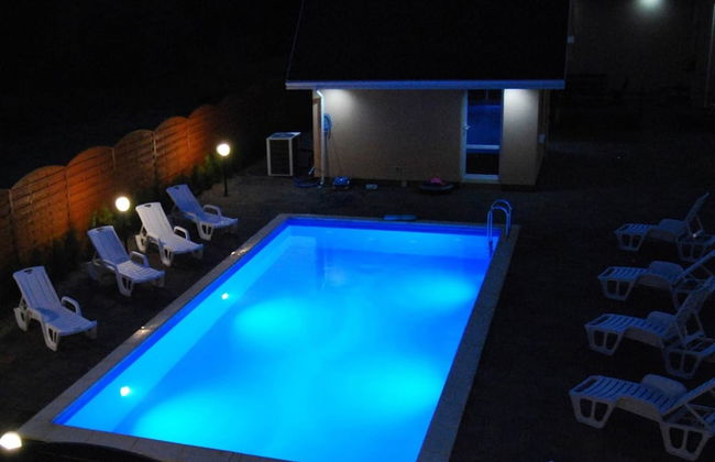 Przytulny Domek z Sauna , Jacuzzi i Basenem - Foto 14