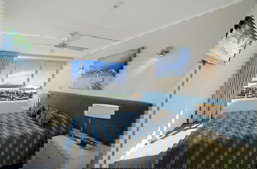 Photo 5 - Chateau Royale Beach Resort Maroochydore
