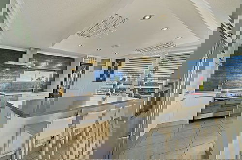 Photo 42 - Chateau Royale Beach Resort Maroochydore
