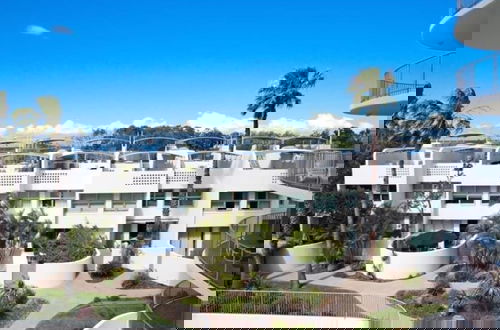 Photo 10 - Chateau Royale Beach Resort Maroochydore