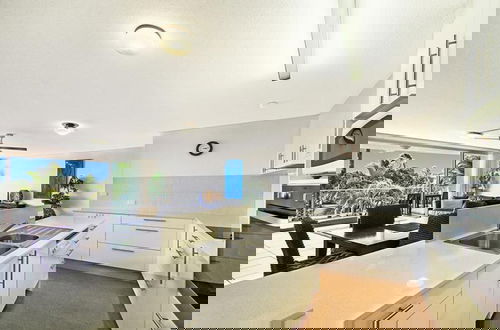 Photo 37 - Chateau Royale Beach Resort Maroochydore