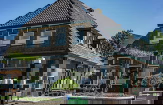Foto 1 - Quaint Holiday Home in Friesland by the Lake