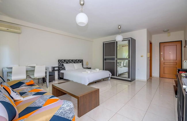 Cozy 'koukou' Discrete Apartment in Orestiada - Foto 1