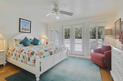 Photo 4 - Key West Found by Avantstay Close to Shops w/ Patio & Shared Pool! Week Long Stays Only