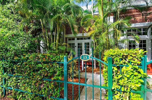 Photo 8 - Key West Found by Avantstay Close to Shops w/ Patio & Shared Pool! Week Long Stays Only