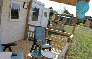 Photo 2 - Compact 4 Person Chalet in Friesland