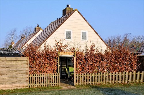 Photo 45 - Cozy Holiday Home in Noordwijkerhout near Lake