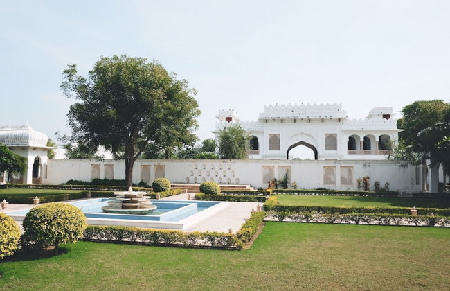 Talabgaon Castle - Foto 38