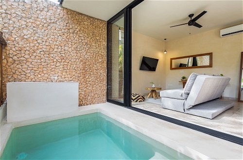 Foto 12 - Luxury 2 Bedroom Suite Private Pool TL01