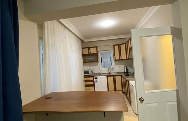 The Halcyon Apartment - Photo 16