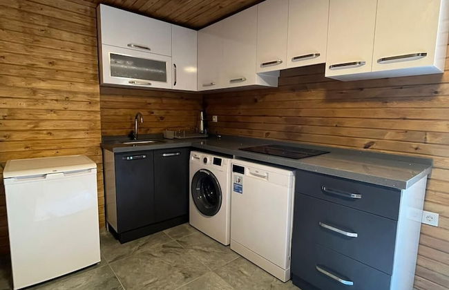 The Halcyon Apartment - Photo 20