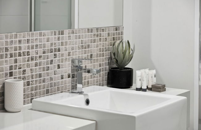 Yaran Suites - Photo 23