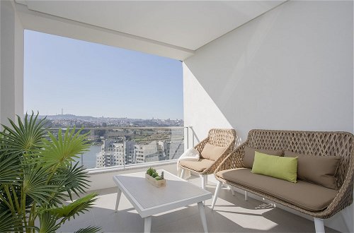 Foto 42 - Liiiving -Luxury River View Apartment IX