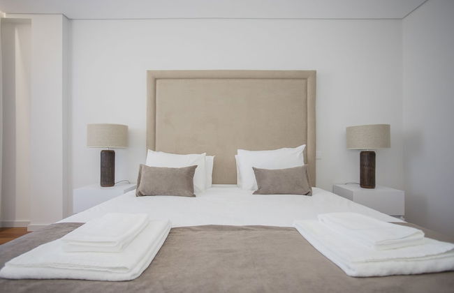 Liiiving -Luxury River View Apartment IX - Photo 13