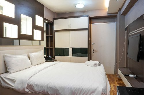 Photo 12 - Comfortable Studio @ Green Bay Pluit Apartment