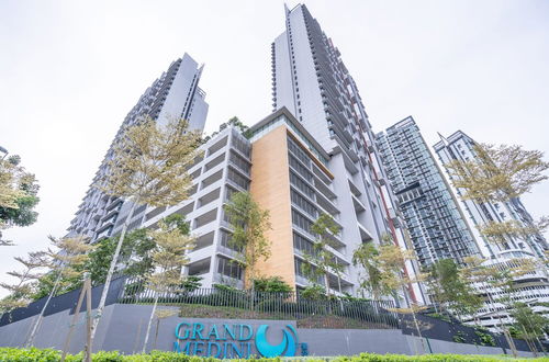 Photo 1 - OYO Home 89724 Amazing 2br Grand Medini