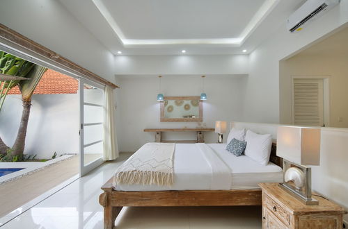 Photo 10 - Villa Shree Canggu by Azure