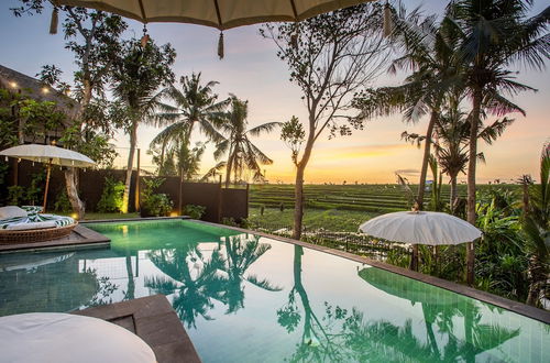 Foto 61 - Stunning Villas Complex, 12 BR, Canggu With Staff