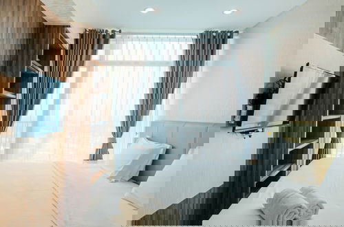 Foto 4 - Elegant Studio Apartment at Tree Park City