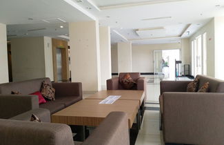 Photo 2 - High Livin Apartment Pasteur