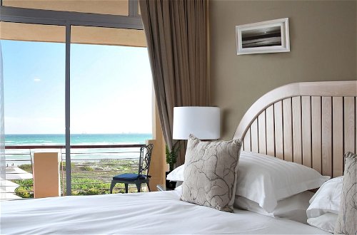 Photo 34 - Cape Town Beachfront Apartments At Leisure Bay