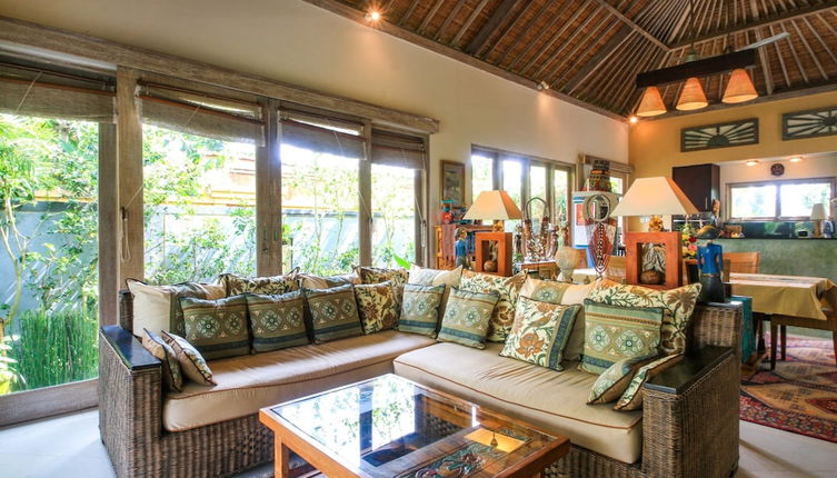 Foto 1 - Artful 3bed3bath Villa And Bungalow in the Rice Fieldsbest Breakfast in Bali