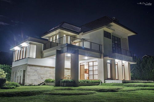 Photo 27 - Villa Sophia Cimacan Puncak