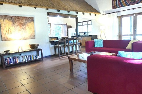 Foto 7 - Luxury Holidayhome in Gated Estate Near Kruger Park and Golf