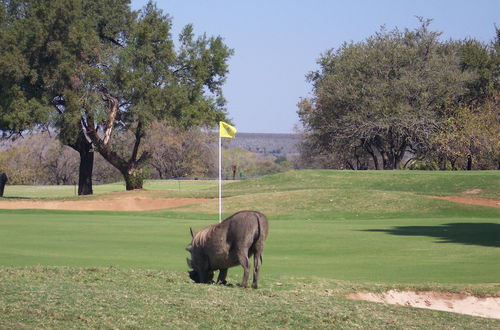 Foto 20 - Luxury Holidayhome in Gated Estate Near Kruger Park and Golf