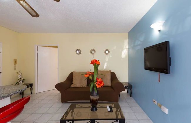 Kgn Most Centrally Located One Bdrm II - Photo 10