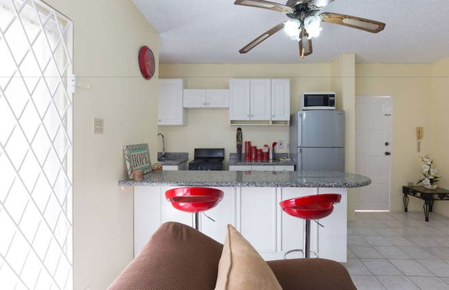 Kgn Most Centrally Located One Bdrm II - Photo 8