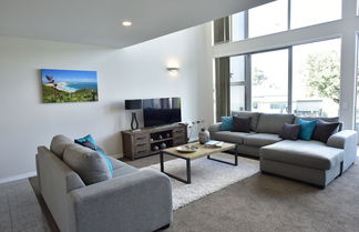 Photo 1 - Modern Two Bedroom Epsom Apartments