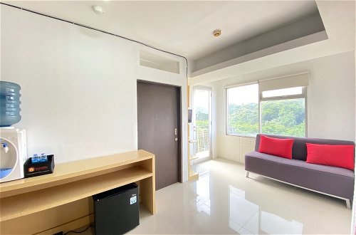 Photo 8 - Comfortable 2Br Apartment Ac In Living Room At The Jarrdin Cihampelas