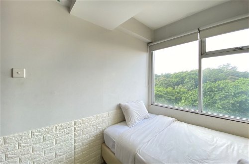 Photo 5 - Comfortable 2Br Apartment Ac In Living Room At The Jarrdin Cihampelas