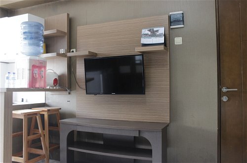 Photo 7 - Minimalist Studio Room At Gateway Ahmad Yani Cicadas Apartment
