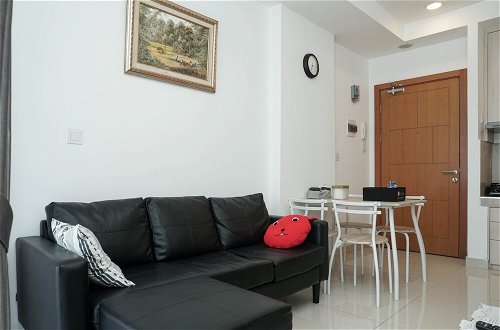 Photo 9 - Minimalist And Cozy 2Br Apartment At The Nest Near Puri By Travelio