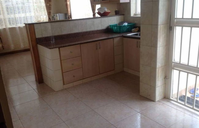 Captivating 3-bed Villa - Foto 11