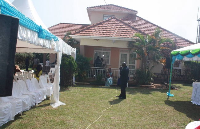 Captivating 3-bed Villa - Foto 30
