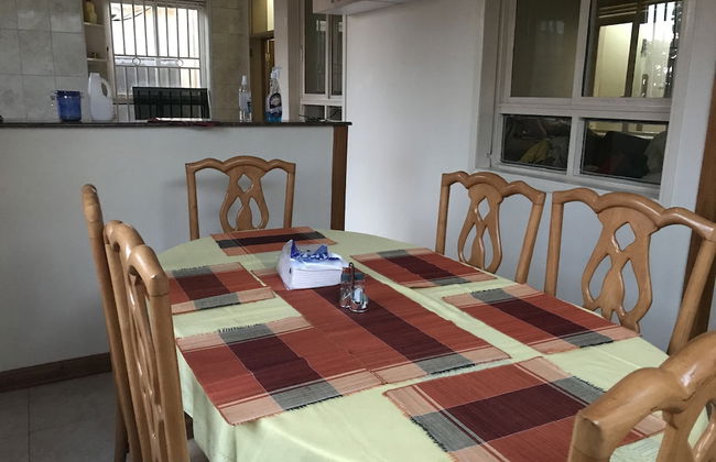 Captivating 3-bed Villa - Foto 12