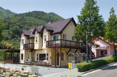 Photo 1 - Namhae Bins House Pension