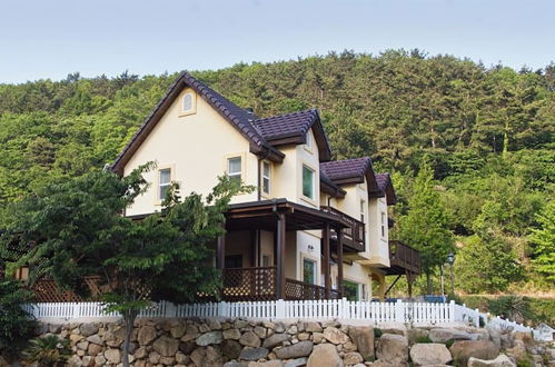 Foto 38 - Namhae Bins House Pension