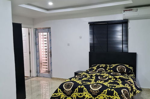 Foto 2 - Beautiful Suits Apartment Near Airport Lagos