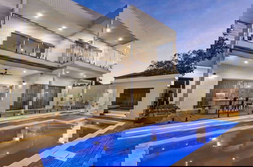 Foto 1 - Stanford Luxury Pool Sauna Spa Tennis Court