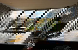 Foto 1 - Stunning Park View Quartermile Apartment Close Proximity to Castle & University