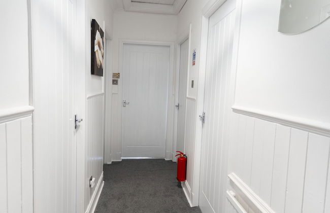 2-bed Flat, Wishaw, Free Parking, Family-friendly - Foto 20