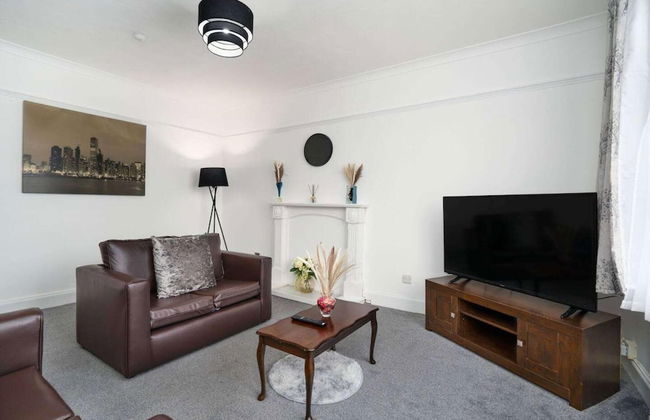 2-bed Flat, Wishaw, Free Parking, Family-friendly - Foto 10